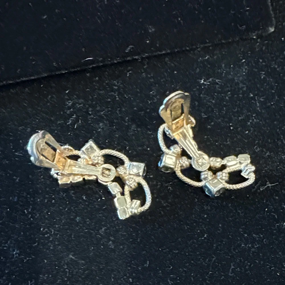 Linked-Chain, Silver Rhinestone Clip-On Earrings